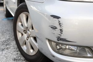 إزالة خدوش السيارة بدون إعادة الطلاء
